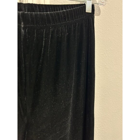 Dressbarn Black Velvet Stretch Pull On Pants Sz Medium - Picture 4 of 8